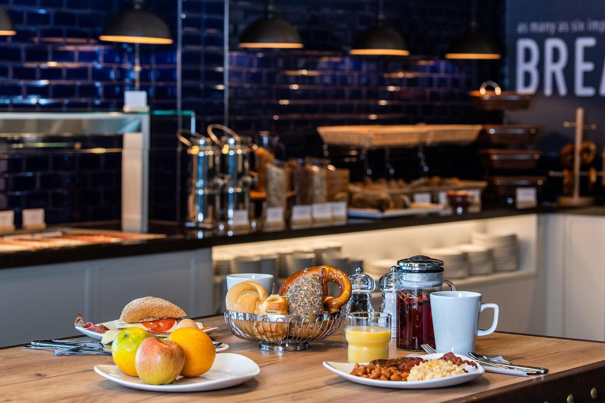 Premier Inn Muenchen City Zentrum エクステリア 写真